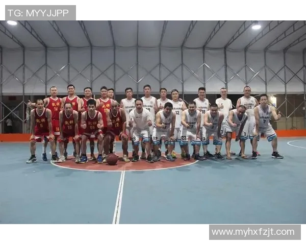 西安篮球队团队协作的深度剖析与对比研究 西安篮球队团队协作的深度剖析与对比研究