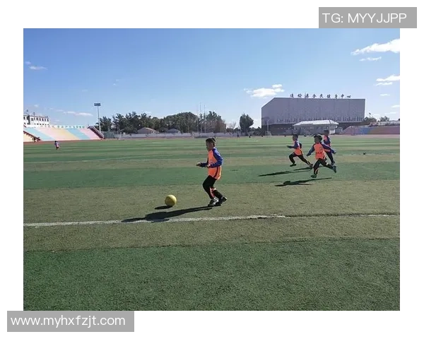 新寺足球：激情与梦想交汇的绿茵场上演绎青春的无限可能
